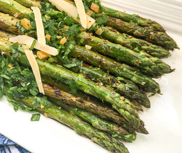 Grilled asparagus